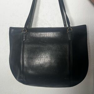 90s Vintage Coach Black Leather Shoulder Tote